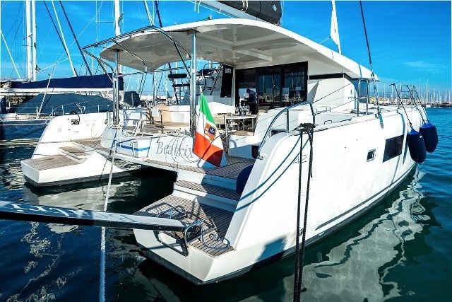 Lagoon 42