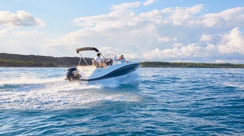 Quicksilver Activ 605 Open