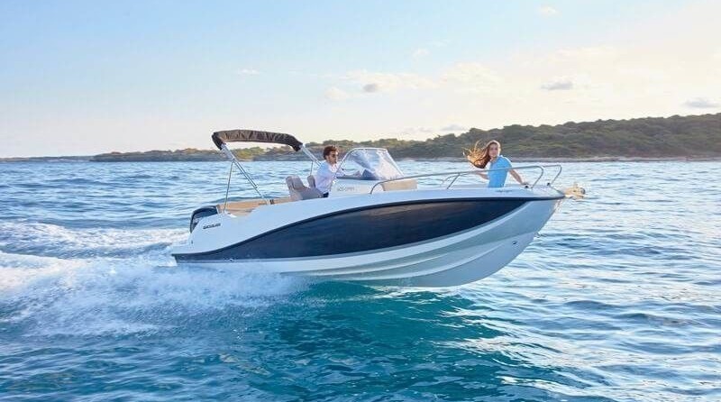 Quicksilver Activ 605 Open