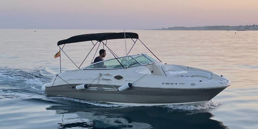 Sea Ray Sundeck 240