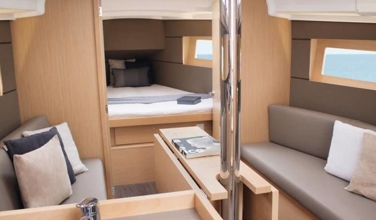 Beneteau Oceanis 35.1