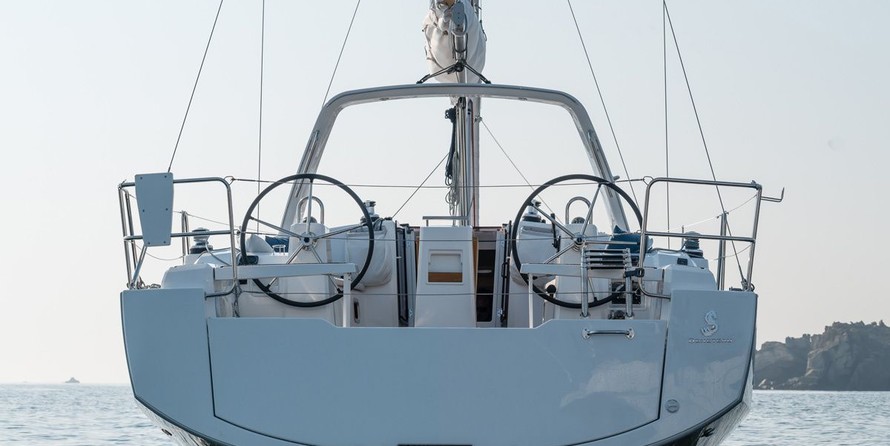Beneteau Oceanis 38.1