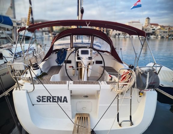Beneteau Oceanis 37
