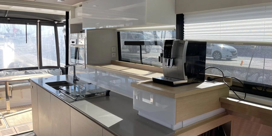 Fountaine Pajot MY37