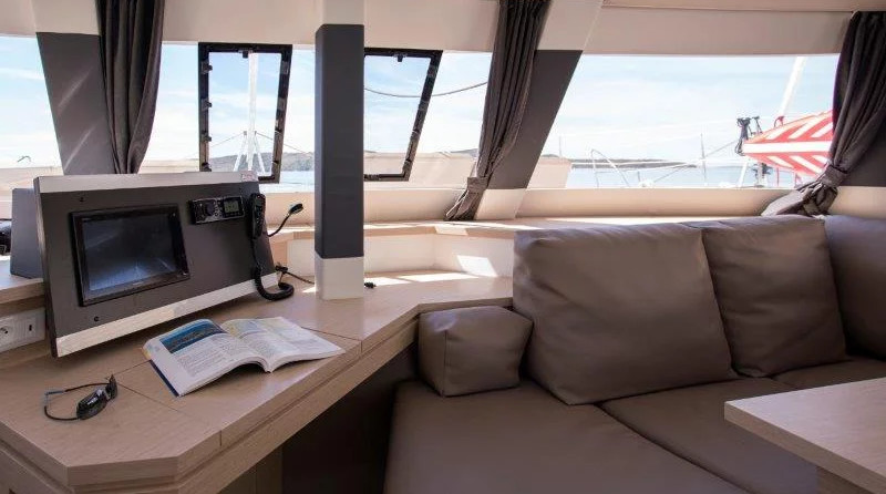 Fountaine Pajot Saba 50