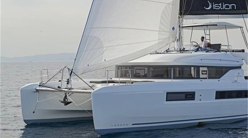 Lagoon 50