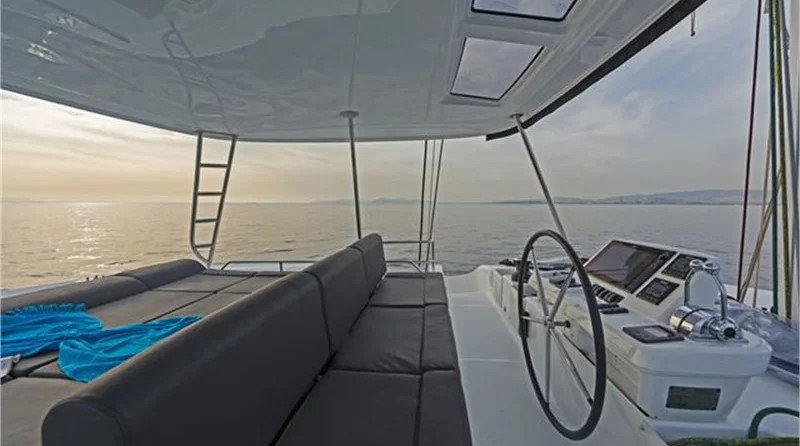 Lagoon 50