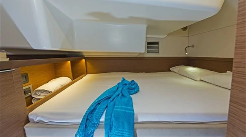 Lagoon 50