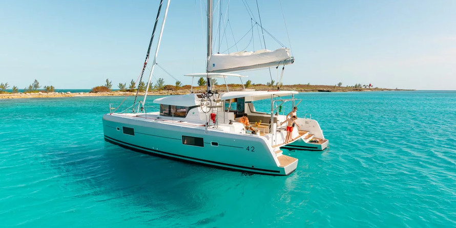 Lagoon 42