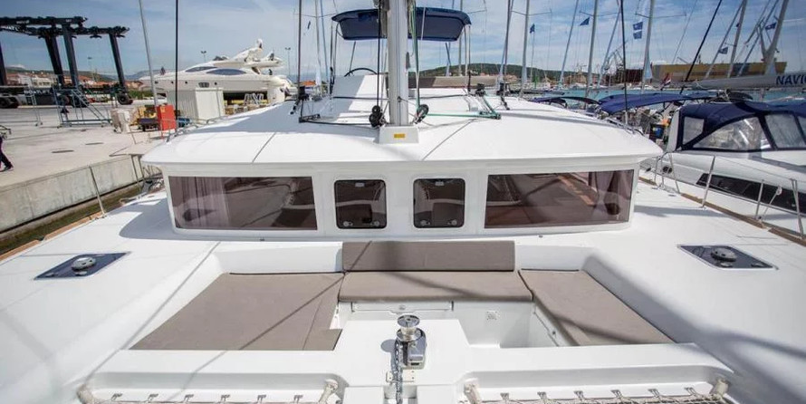 Lagoon 52 - 6 + 2 cab.