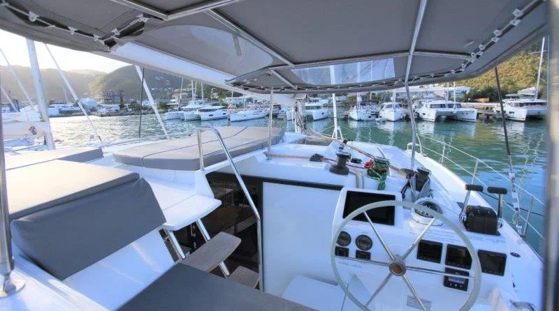 Fountaine Pajot Helia 44 Evolution