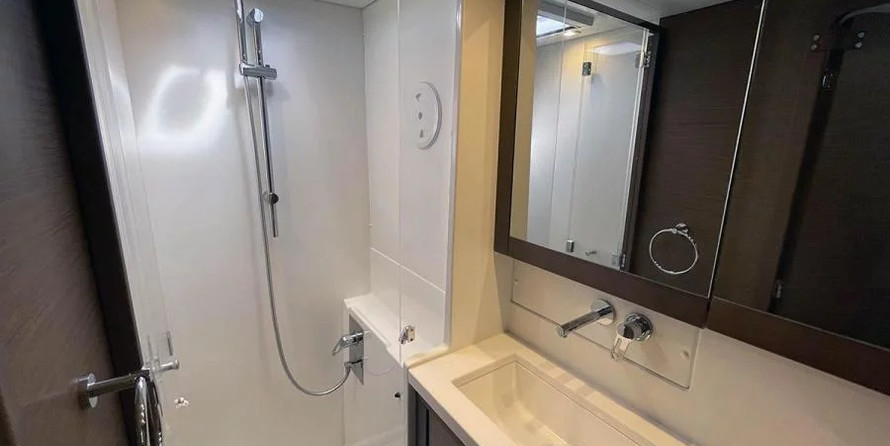 Lagoon 450 F