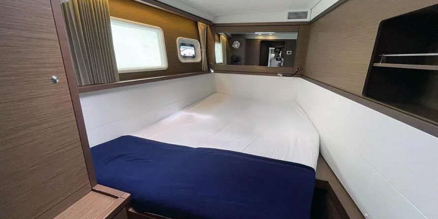Lagoon 450 F