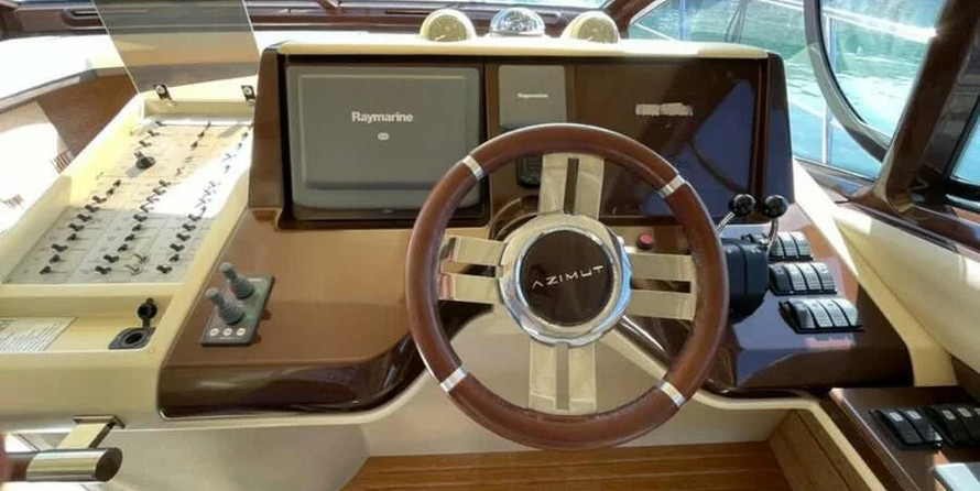 Azimut 47