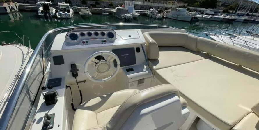 Azimut 47