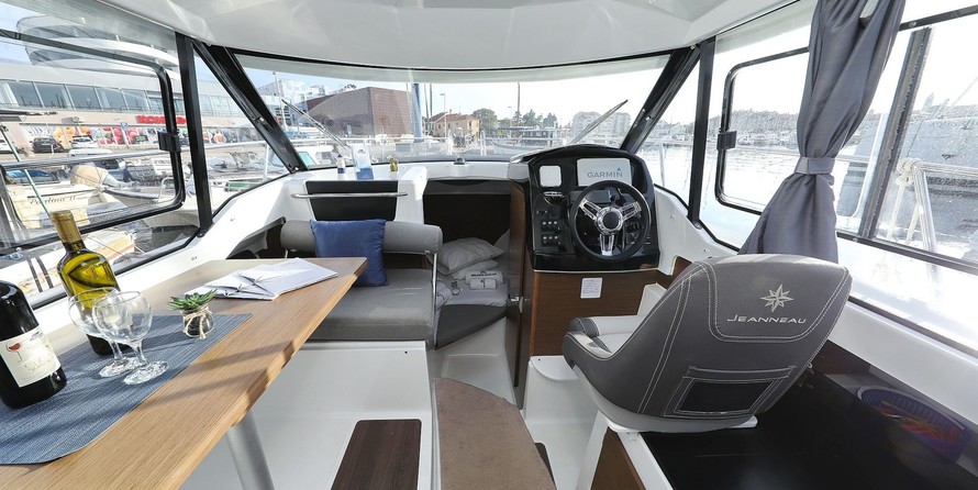 Jeanneau Merry Fisher 795