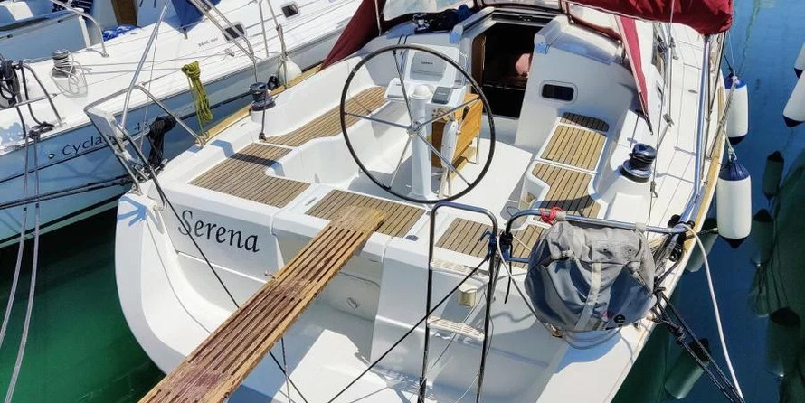 Beneteau Oceanis 37