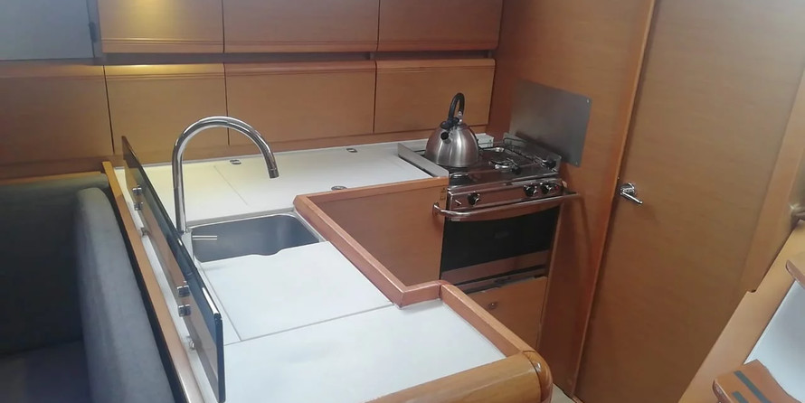 Sun Odyssey 439