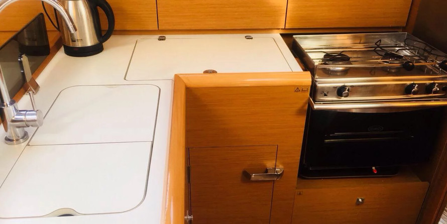 Jeanneau Sun Odyssey 379