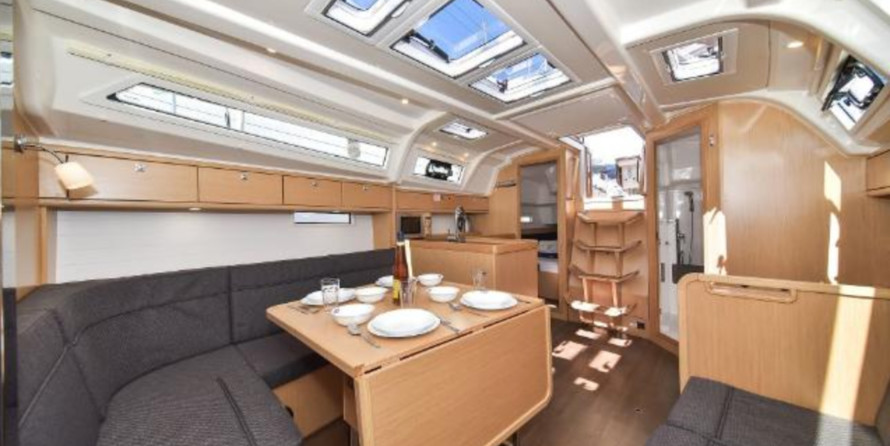 Bavaria 37 Cruiser