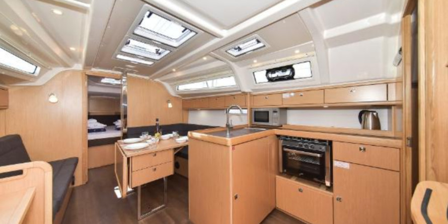Bavaria 37 Cruiser