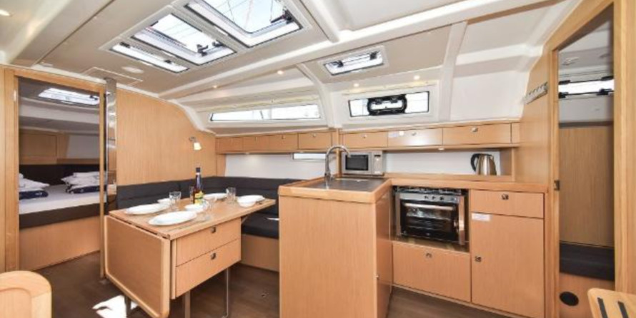 Bavaria 37 Cruiser