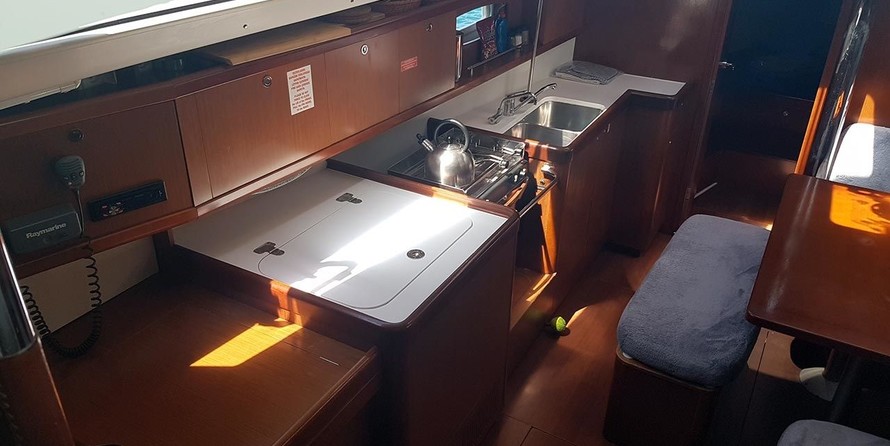Beneteau Oceanis 40