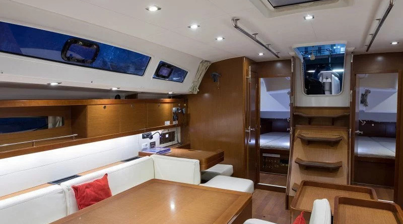Beneteau Oceanis 50 Family
