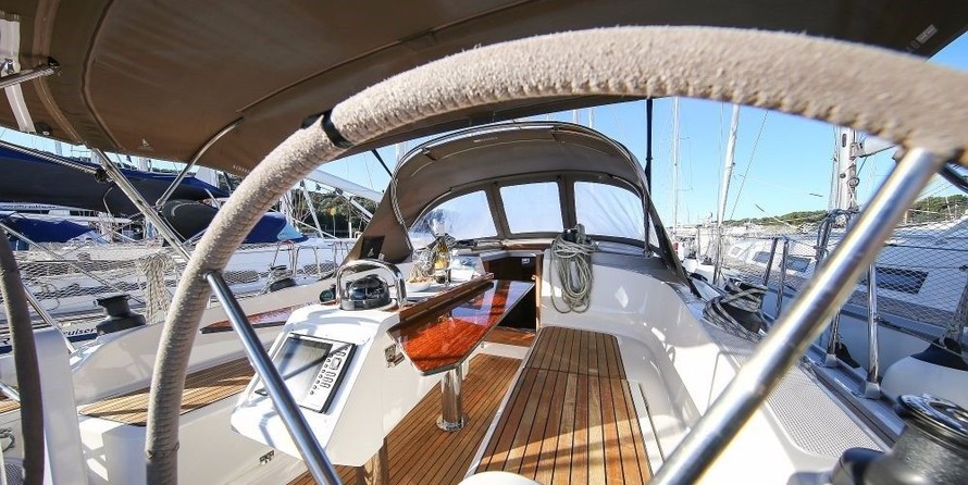 Bavaria 37 Cruiser