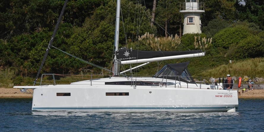 Jeanneau Sun Odyssey 380