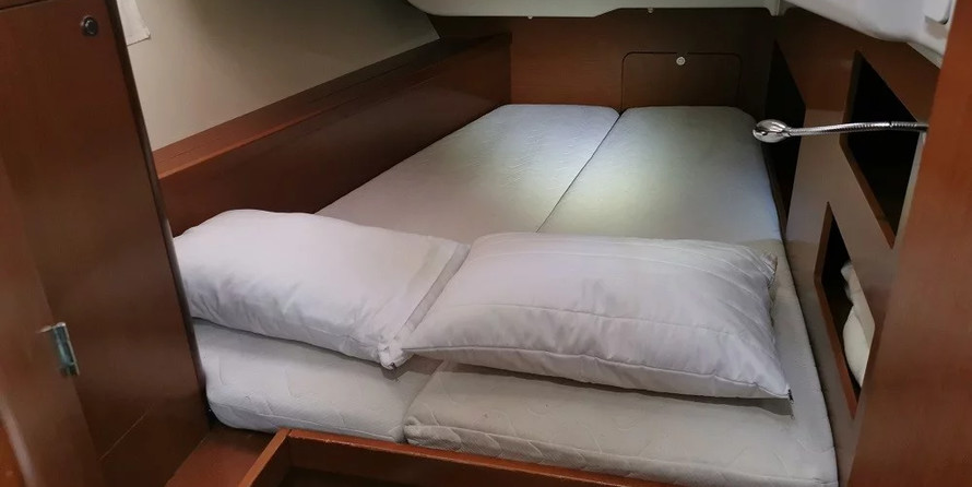 Beneteau Oceanis 50 Family