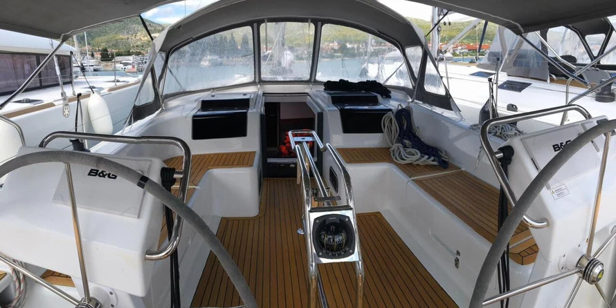 Hanse 455