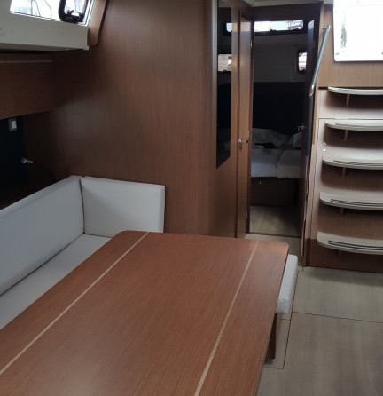 Beneteau Oceanis 51.1