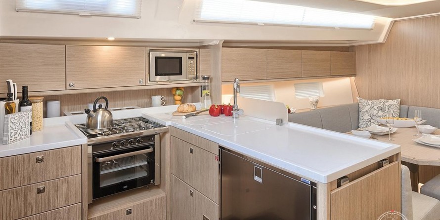 Bavaria C45