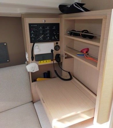 Beneteau Oceanis 30.1