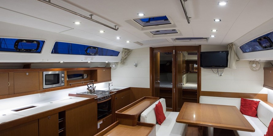 Beneteau Oceanis 50