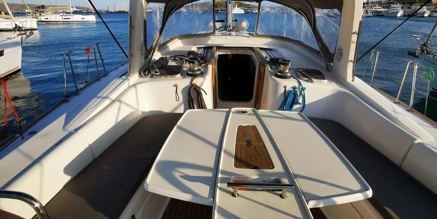 Oceanis 50 - 5 + 1 cab.