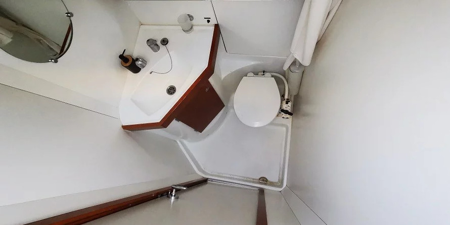 Oceanis 50 - 5 + 1 cab.