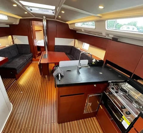 Beneteau Oceanis 50 Family