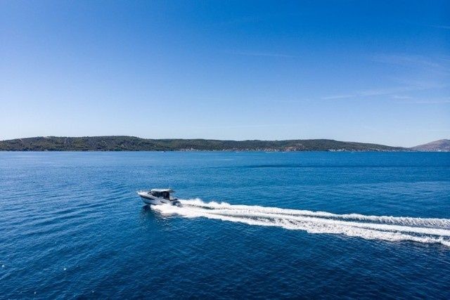 Jeanneau Merry Fisher 895