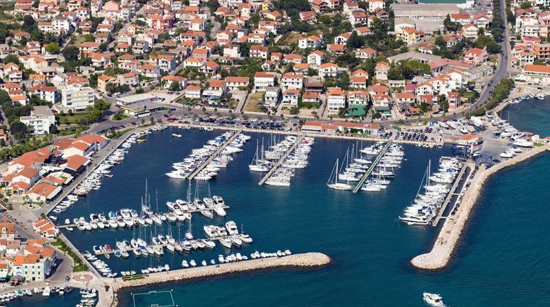 Fountaine Pajot Orana 44