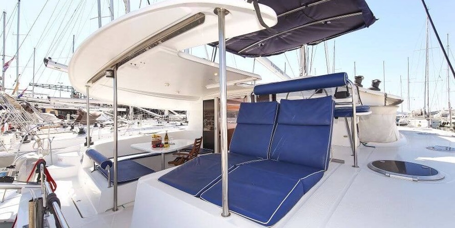 Fountaine Pajot Orana 44