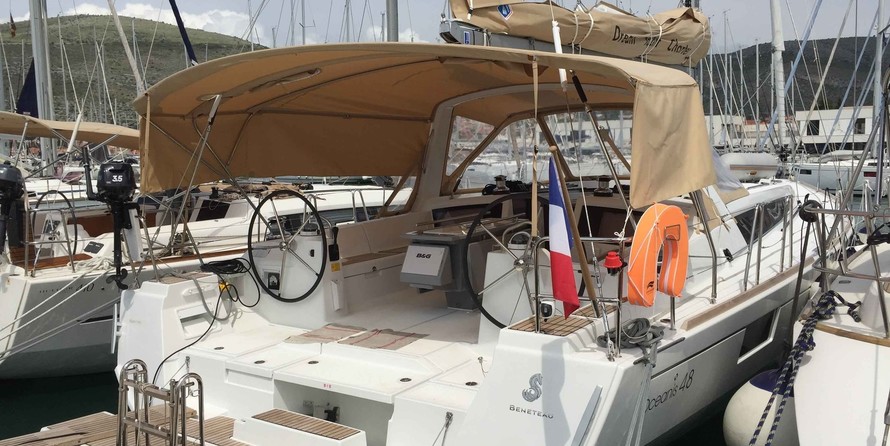 Beneteau Oceanis 48