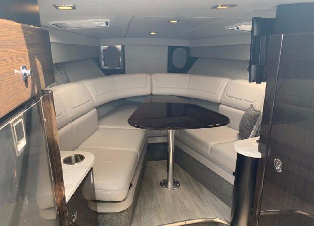 Formula 310 Sun Sport