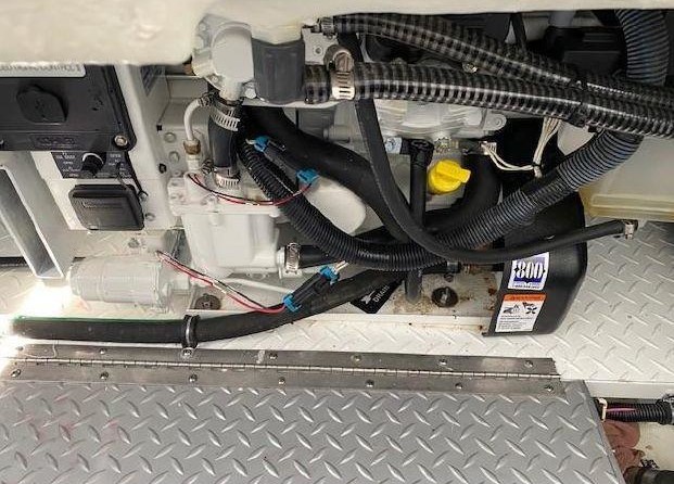 Formula 310 Sun Sport