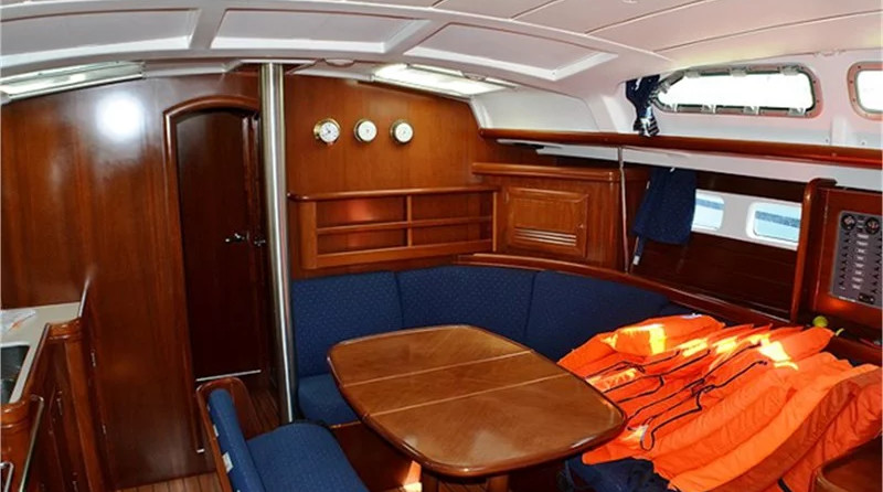 Oceanis 423 (4Cab)