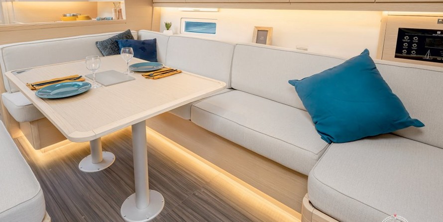 Dufour 430 Grand Large