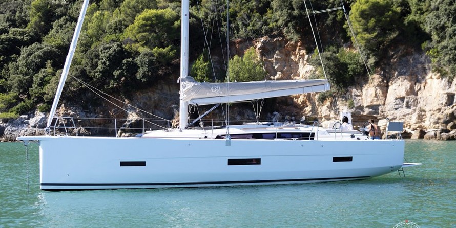 Dufour 430 Grand Large