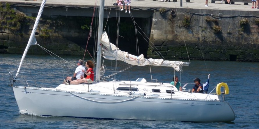 Dufour 32