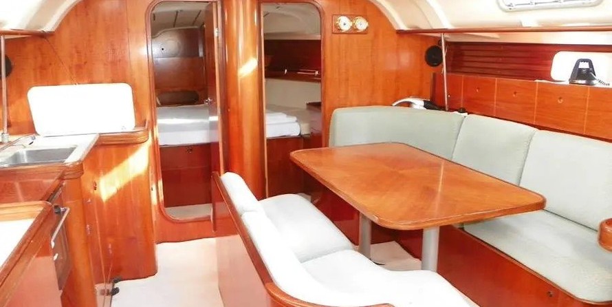 Beneteau Oceanis 440